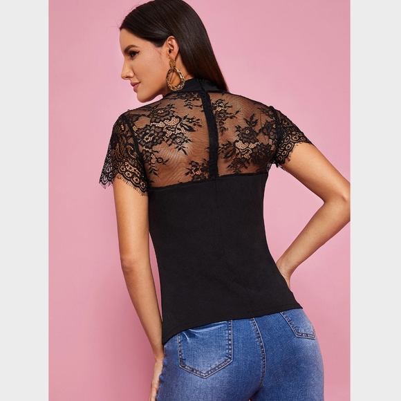 Keyhole Sweetheart Neckline Lace Detail Black Top - Picture 2 of 8